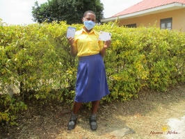 Ayebale Shakilla with her success card from Birgit (3)